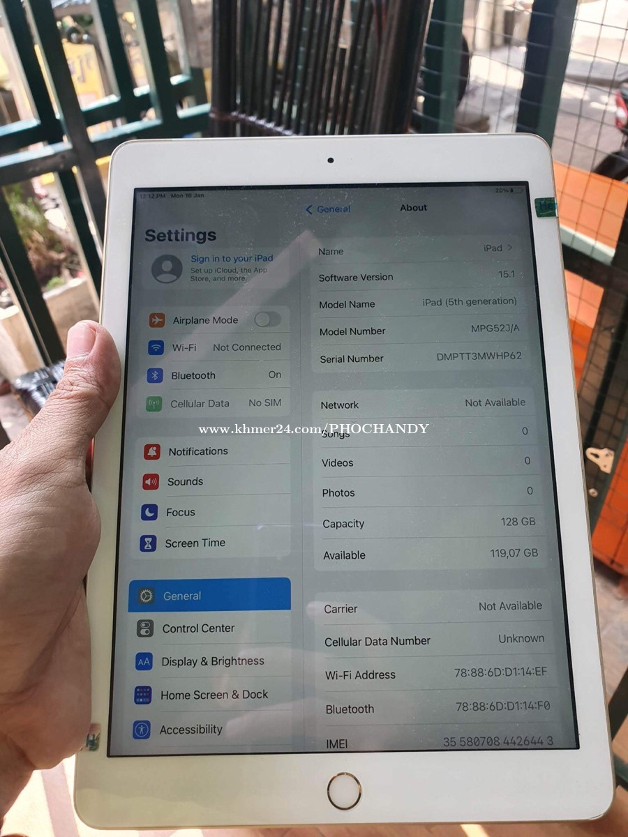 Ipad Th Generation Gb Sim Wifi In Phnom Penh Cambodia On