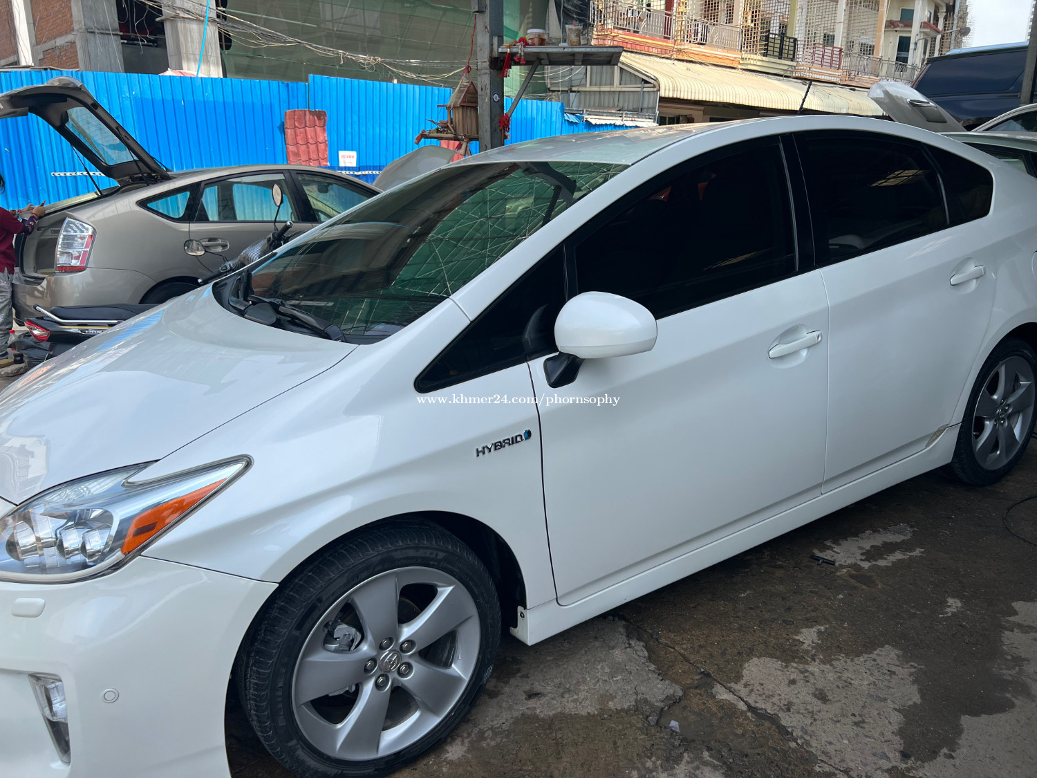 Prius Option Full Price In Phnom Penh Cambodia