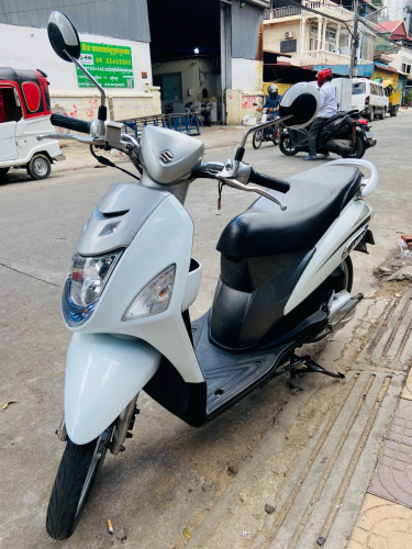 Suzuki Lets Price 690 00 In Tonle Basak Cambodia Ly Ly Motor Shop