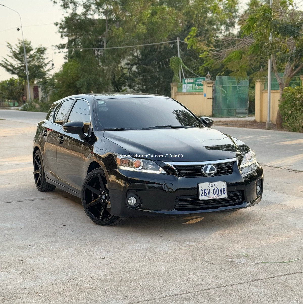 Lexus CT200h 2012 ឡនអនកជ price 17700 in Ou Baek K am Saensokh