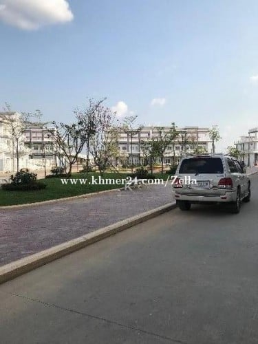 Takmoa-ផ្ទះលក់ទល់មុខសួន-ក្រុងតាខ្មៅ