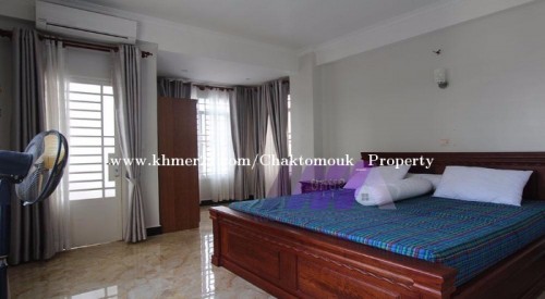 Independent Monument / Very Nice 1 bedroom Apartment For Rent In Tonle Bassac Area Near AEON Mall