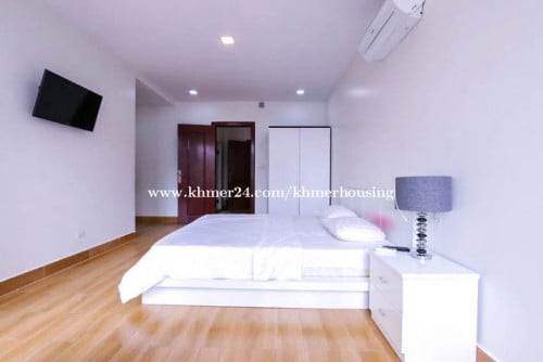 Services Apartment 2 Bedrooms For Rent Near Nagaworl | Aeon Mall (TenleBassac)