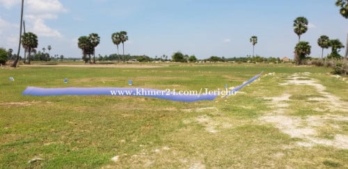 ដីលក់ជិតវត្ត ឈូកក្រពុំ ទំហំ 18m x 56m (គំរោងផ្លូវក្រវាត់ក្រុង ៣០មែ៉ត្រ​ បុកទៅផ្លូវ៥១)