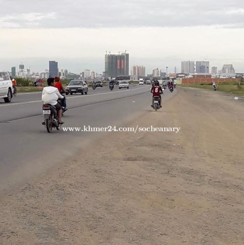 ដីជួលក្រោយបូរីប៉េងហួតផ្លូវ60ម