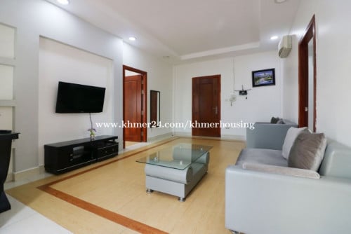 Spacious Apartment 2 bedrooms for rent near Russian Market/ Toul Toum Poung Area