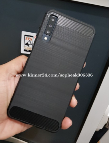 iPhone 11 pro LV case price $4.00 in Phnom Penh, Cambodia - SPS ពិភព  Accessories ទូរស័ព្ទ