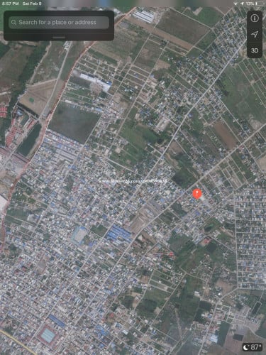 ដីលក់ទល់មុខផ្សារសុខស្រេង