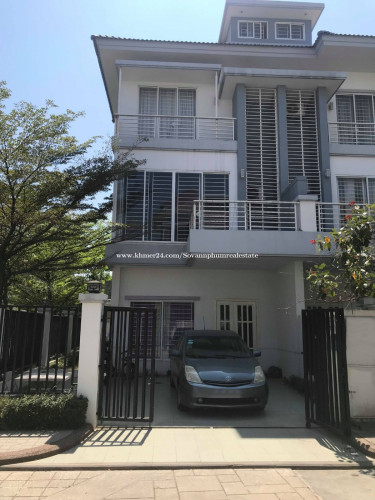 Twin Villa for Sale in Borey Peng Hout ( Chhbar Ampov )
