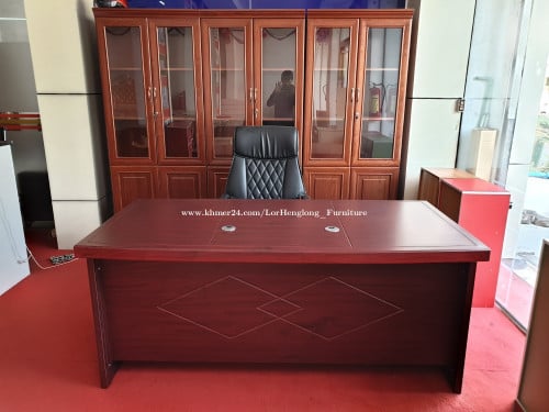 ឡៃឡុង តុថៅតែ(ថ្មី) Clear Stock manager table (NEW)