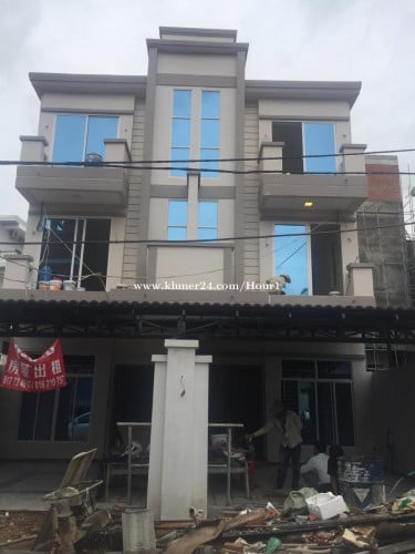 Tween Villa for sale or rent