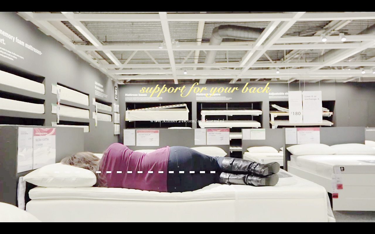 bed, mattress (foam or spring), bedding sets and pillow Price 155 in