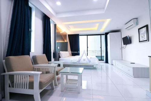 Classic Designed studio with lift for rent near Russian Market | Toul Tom Poung