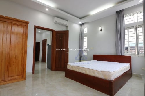 Classic Apartment 1 bedroom for rent near TK Avenue | Toul Kork