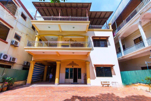 ផ្ទះវីឡាធំ លក់បន្ទាន់នៅជិត ផ្សារបឹងកេងកង១ ១លាន៦០ម៉ឺនដុល្លារ