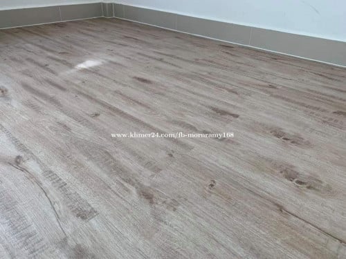 ជាងការ៉ូជ័រការ៉ូឈេីនិងព្រុំ