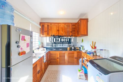 House with 2 apartment units for Rent in Siem Reap-Slor Kram