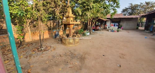 ដីសម្រាប់លក់