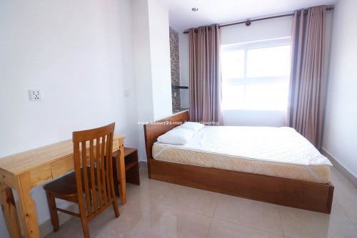 Doun Penh area | Service apartment with lift 1 beds for rent near Wat Phnom