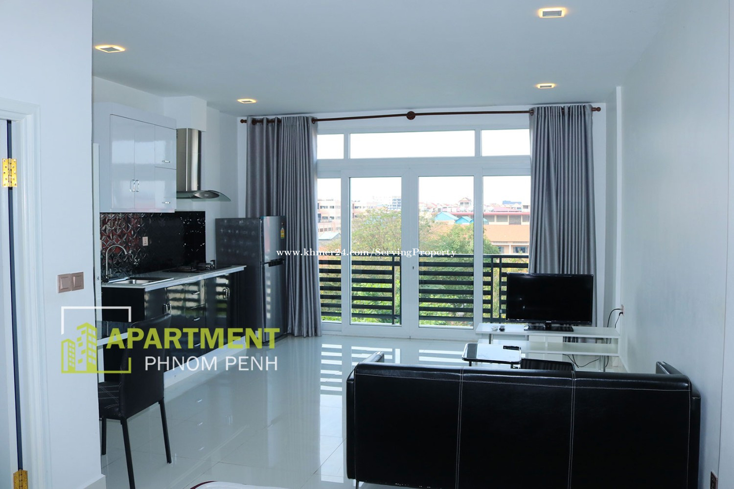 North of Olympic Stadium Nice, Bright Studio apartment for rent in