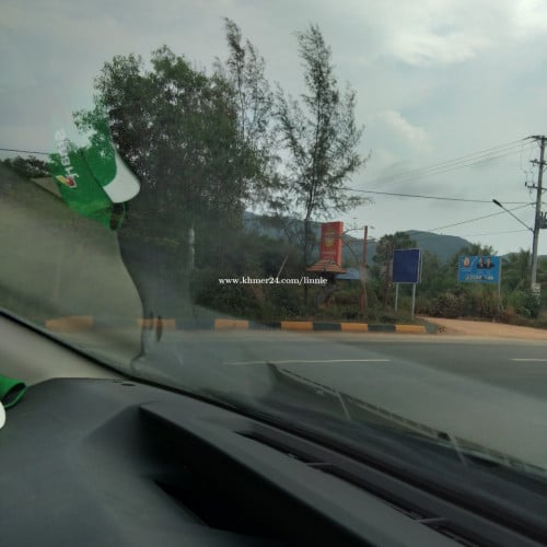 ដីលក់នៅកែបផ្លូវកៅស៊ូ ជិតផ្សារក្តាម