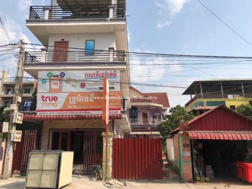 ដី និង វីឡាសំរាប់លក់ នៅជិត AEON II