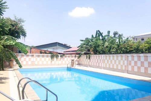 Two bedrooms apartment with pool and gym for rent at Tuek Thla area | Sen Sok