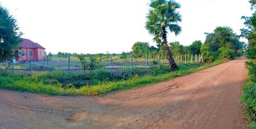 ដីសេដ្ឋកិច្ចរោងចក្រផ្លូវជាតិ44កំពង់ស្ពឺ