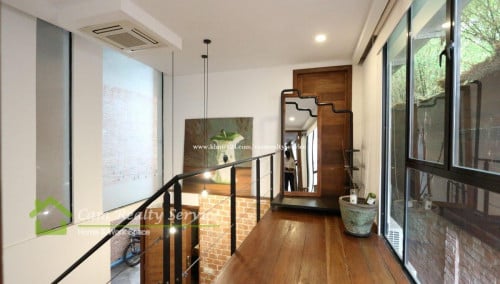 BKK1 area| Modern duplex style serviced apartment for rent in BKK1 phnom penh