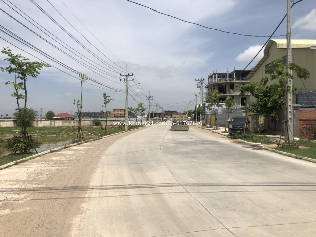 land for sale or Rent 20x30 Excellent Location for residential or