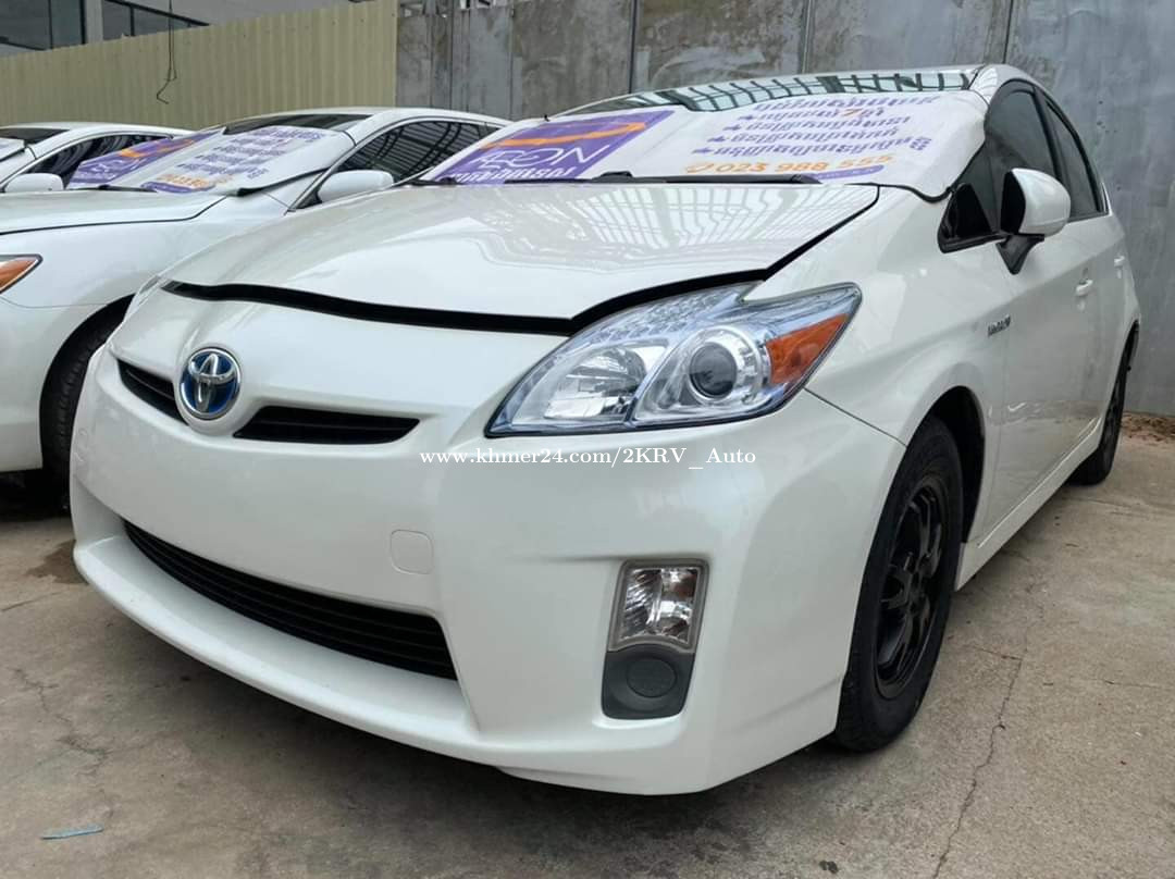 Toyota Prius 10 Option 3 In Phnom Penh Cambodia On Khmer24 Com