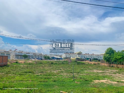 ដីលក់ក្នុងក្រុងសៀមរាប-​ស្វាយដង្គំ USD 235/m2 (30m x 31m) 930m2