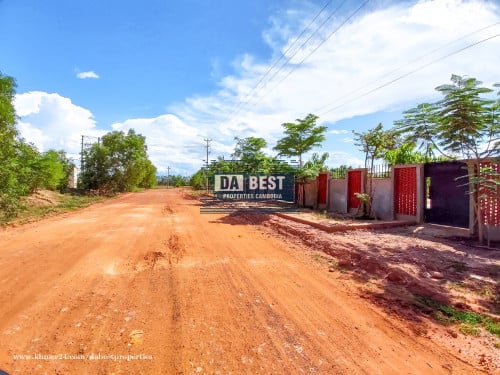 ដីលក់ ក្នុងក្រុងសៀមរាប-​ស្វាយដង្គំ USD 171/m2 (1169 m2)