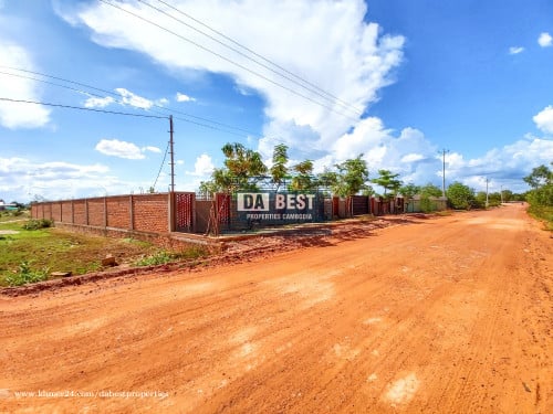 ដីលក់ ក្នុងក្រុងសៀមរាប-​ស្វាយដង្គំ USD 171/m2 (1169 m2)