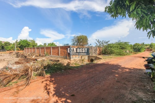 ដីលក់ក្នុងក្រុងសៀមរាប-​សង្កាត់ ជ្រាវ USD 250/m2 (39m x 29m) 1136m2