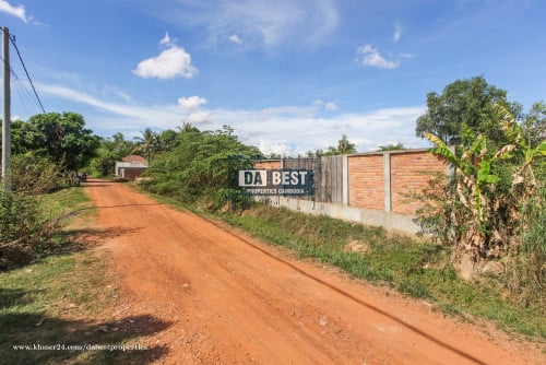 ដីលក់ក្នុងក្រុងសៀមរាប-​សង្កាត់ ជ្រាវ USD 250/m2 (39m x 29m) 1136m2