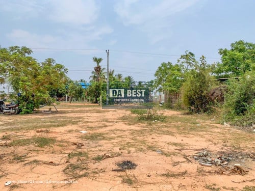 ដីលក់ ក្នុង ក្រុងសៀមរាប-ស្វាយដង្គំ USD 300m2 (10m x 33m) 330m2
