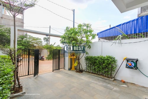 ផ្ទះលក់បន្ទាន់ក្នុងក្រុងសៀមរាប-ស្វាយដង្គំ​ (ចរចារ) (5m x 20m)