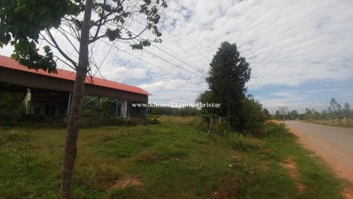 ដីលក់ក្បែរកែប ផ្សារដំណាក់ចង្អើរ