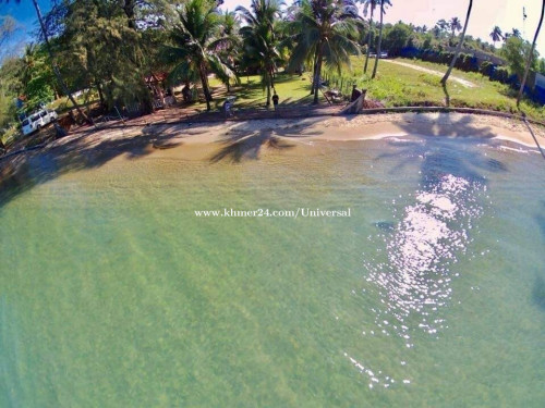 Beautiful Land and House on the beach for rent