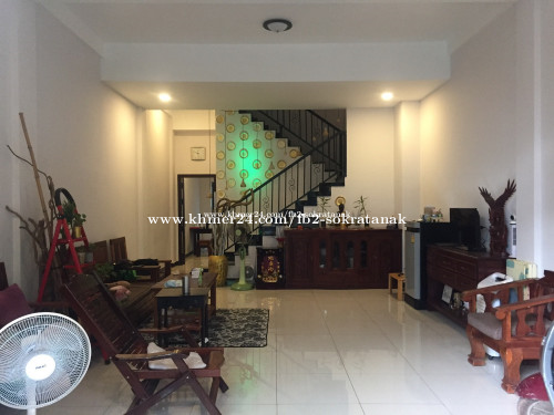 Urgent Shophouse for Sale - ផ្ទះលក់បន្ទាន់ជាប់ផ្សារម៉ាក្រូសៀមរាប (5mx15m)