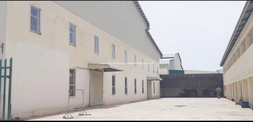 Warehouse for rent on Main Street4