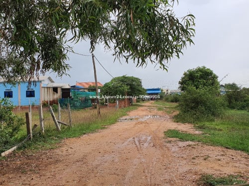 ដីលក់នៅជ្រាវសៀមរាប 15X20