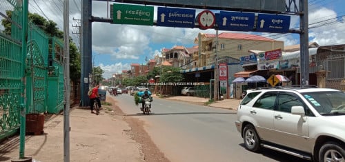 ដីជួលក្បែរផ្សារស្គន់12x35(ខេត្តកំពង់ចាម)ជាប់ផ្លូវជាតិលេខ៧