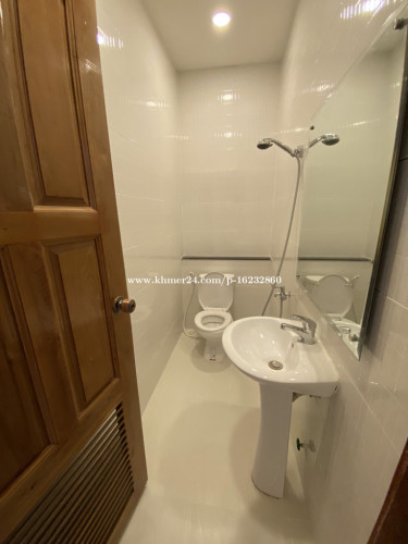 បូរីពិភពថ្មីឈូកវ៉ា2