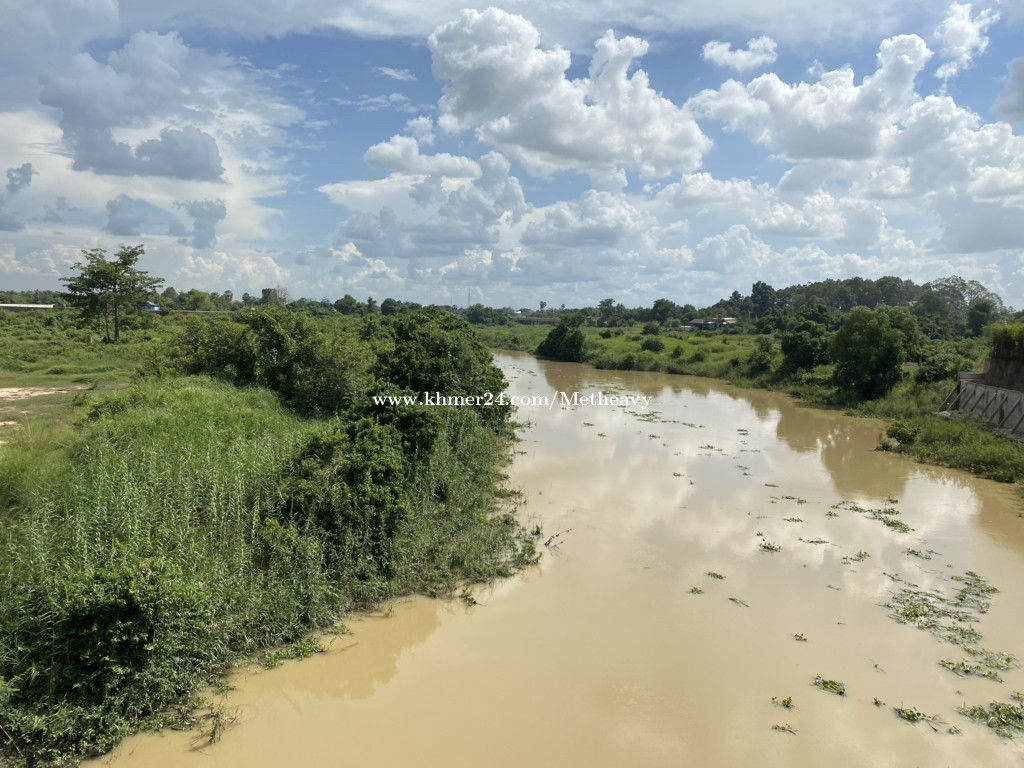 ដីលក់លើផ្លូវក្រវ៉ាត់ក្រុងទី៣ Land for Sale on Ring Road No. 3 Price
