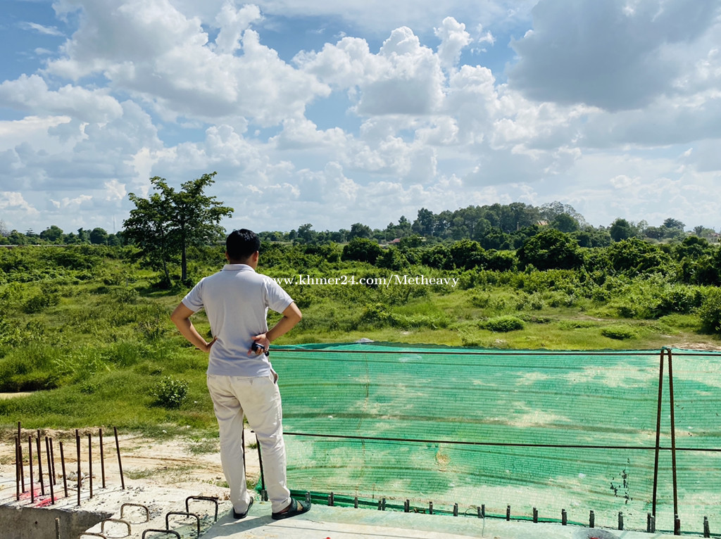 ដីលក់លើផ្លូវក្រវ៉ាត់ក្រុងទី៣ Land for Sale on Ring Road No. 3 Price
