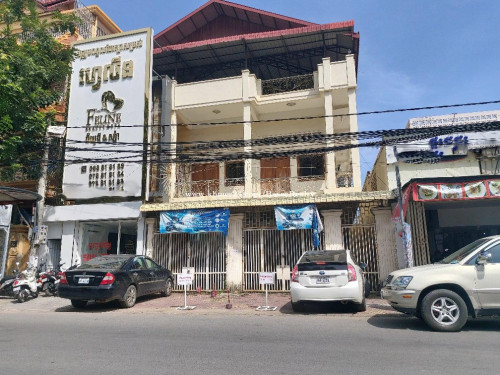 Business 2House for rent In Boeung Trabek