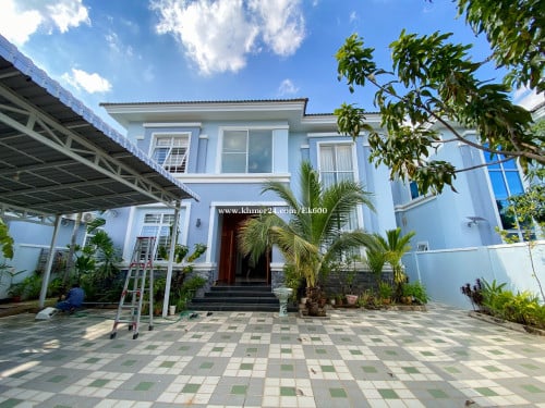 Modern Villa for rent at Angkor Phnom Penh (Aeon2)
