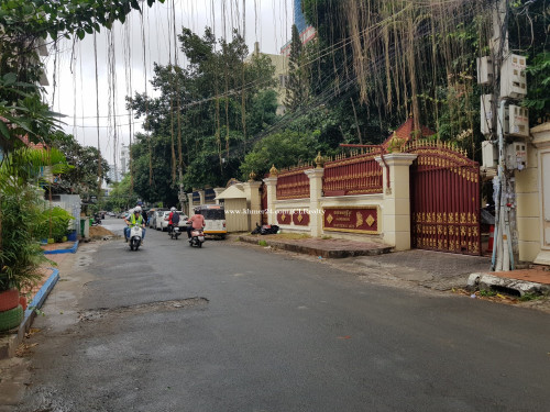 វឡលកជបគនសថតនបងកងកង1